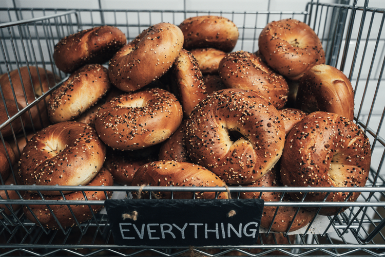 Menu bagels + schmear